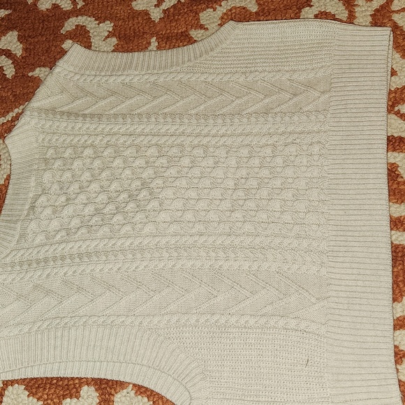 Babaton emporia merino wool sweater vest size medium - Picture 5 of 9